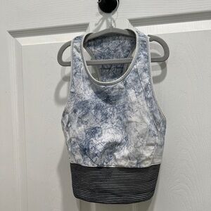 Lululemon blue tie dye top 8